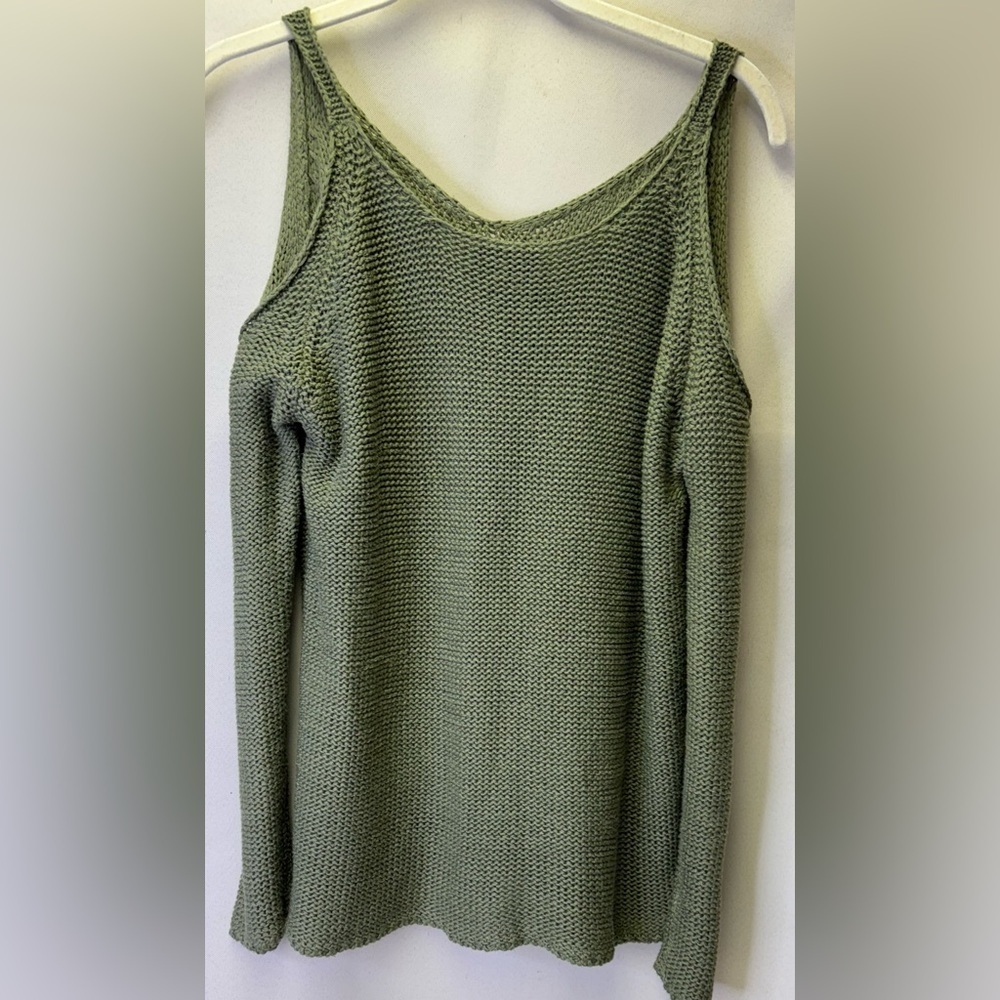 Quinn Cold Shoulder Sweater Color Army Green Size Medium